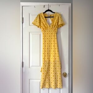 YELLOW DAISY ALTAR’D STATE MAXI DRESS